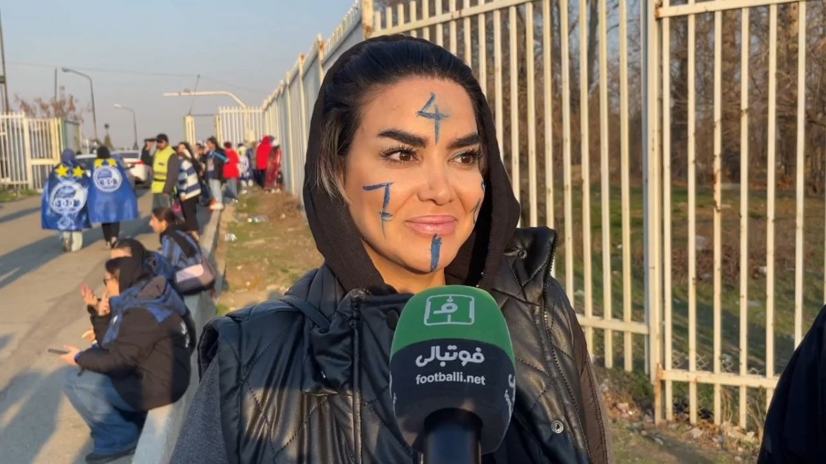 اختصاصی/ صحبتهای دو بانوی هوادار استقلال با دوربین فوتبالی در آستانه دربی
