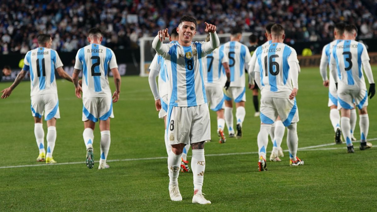 خلاصه بازی آرژانتین ۳-۰ السالوادور