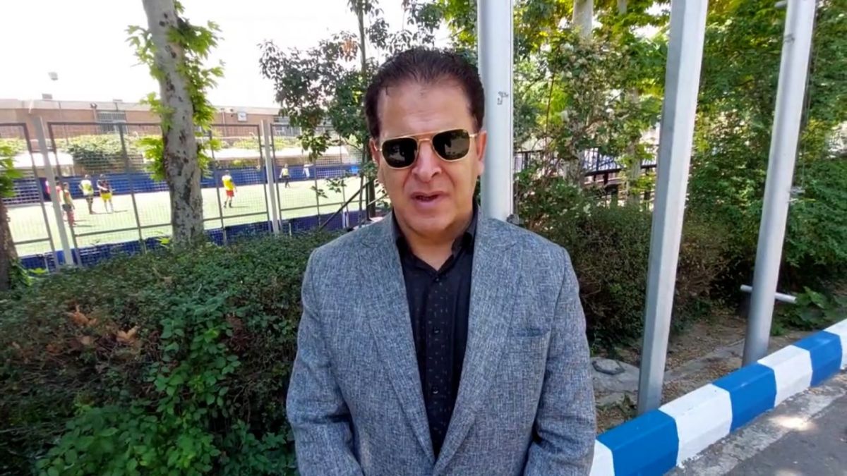 اختصاصی/ صحبتهای صادق درودگر در مراسم تشییع مرحوم حسین خوشخوان در ورزشگاه شهید شیرودی