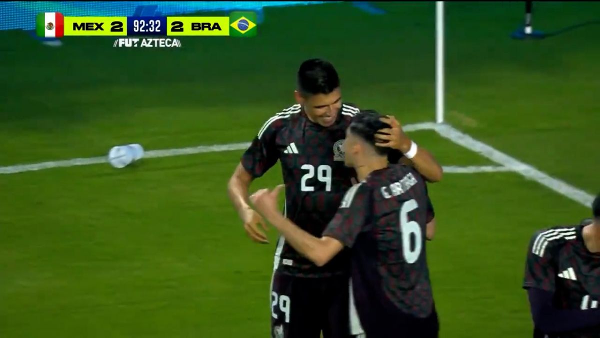 گل دوم مکزیک به برزیل (مارتینز دقیقه 93)
