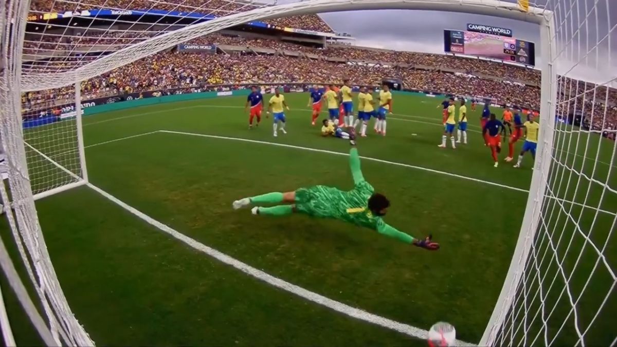 گل اول آمریکا به برزیل (ضربه ایستگاهی پولیسیک)