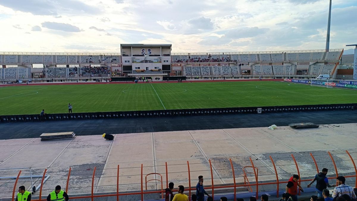 مواردی که ورزشگاه قزوین را به گزینه‌ای نامناسب برای فینال جام حذفی تبدیل می‌کند