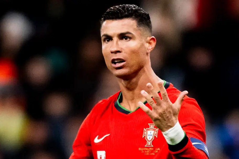 ادعای بازیکن اسبق منچستریونایتد: رونالدو حلقه ضعیف تیم ملی پرتغال است!