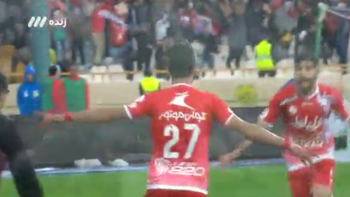 سه گل رامین رضاییان با لباس پرسپولیس و سپاهان مقابل استقلال