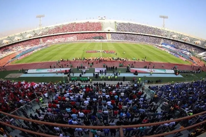 دربی بدون حضور بانوان برگزار می‌شود/ تقسیم‌بندی هواداران استقلال و پرسپولیس به صورت 50-50