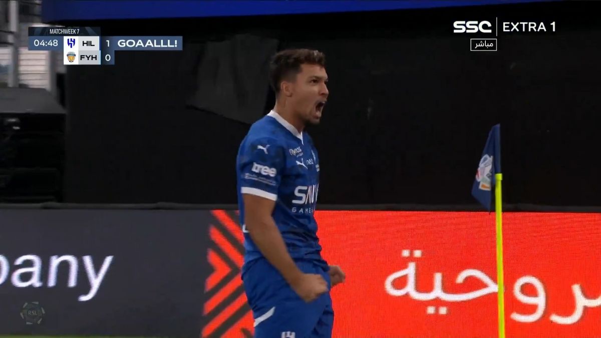 گل اول الهلال به الفیحا (لئوناردو)