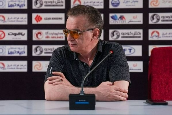 زنوزی: پروژه «تراکتور هراسی» جواب نداد/ بازیکنان برای حضور در تراکتور صف کشیدهاند