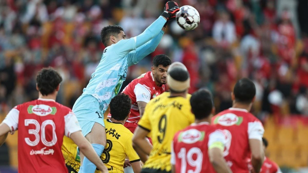 حذف سپاهان به ضرر پرسپولیس؛ سهمیه لیگ نخبگان دستنیافتنی شد؟