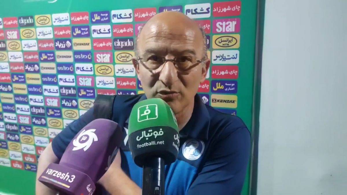 مصاحبه رضا چلنگر مترجم باشگاه استقلال پس از برتری مقابل پیکان