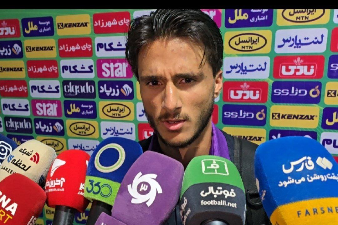 زننده سوپرگلِ استقلالی: پرسپولیس پیشنهاد بدهد قبول میکنم!