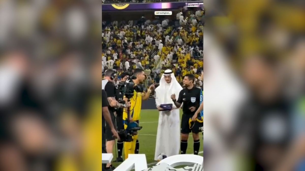 واکنش جالب رونالدو هنگام دیدن علیرضا فغانی در بازی با کاوازاکی!
