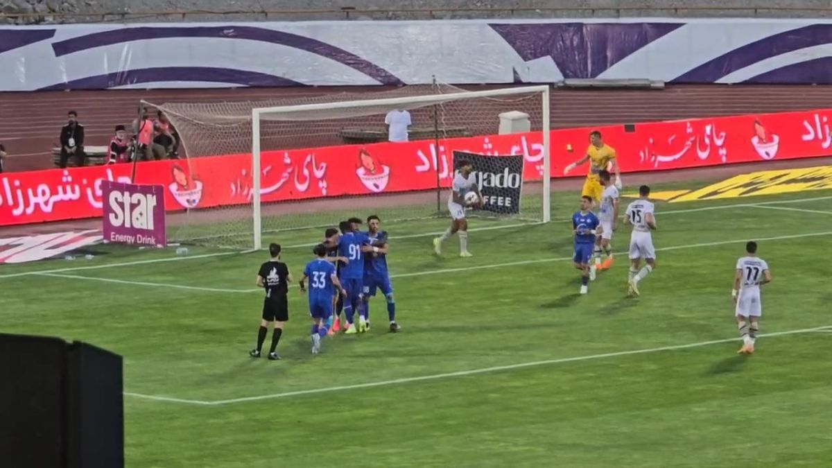 لحظه گل رامین رضاییان به آلومینیوم از زاویه دوربین فوتبالی