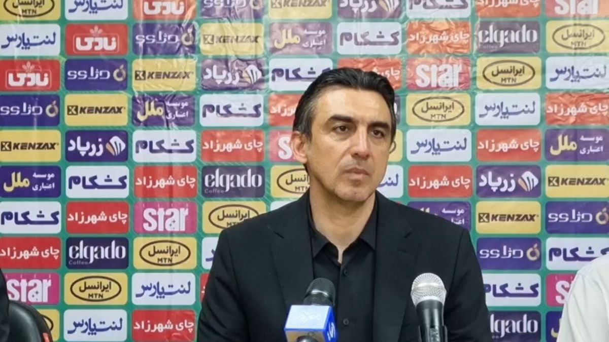 کنفرانس خبری مهدی رحمتی سرمربی شمس آذر پس از شکست مقابل تراکتور