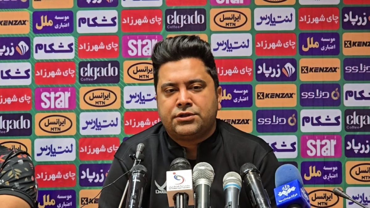 اخباری سرمربی چادرملو: با آماده ترین استقلال این فصل بازی داریم