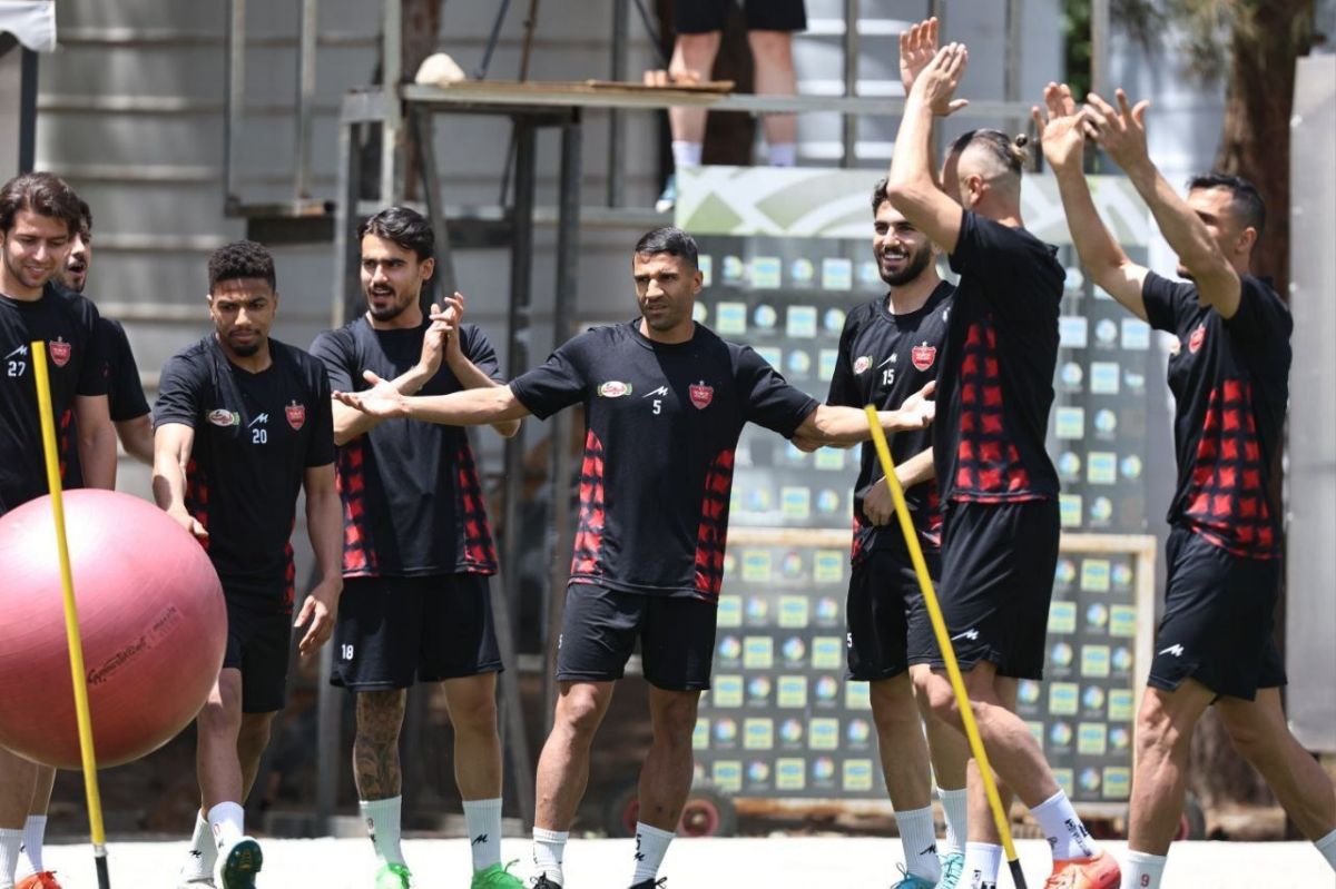 برگزاری آخرین تمرین پرسپولیس پیش از سفر به خرمآباد