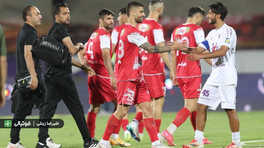 اختصاصی/ جنگ استقلال و پرسپولیس برای خرید صادقی!