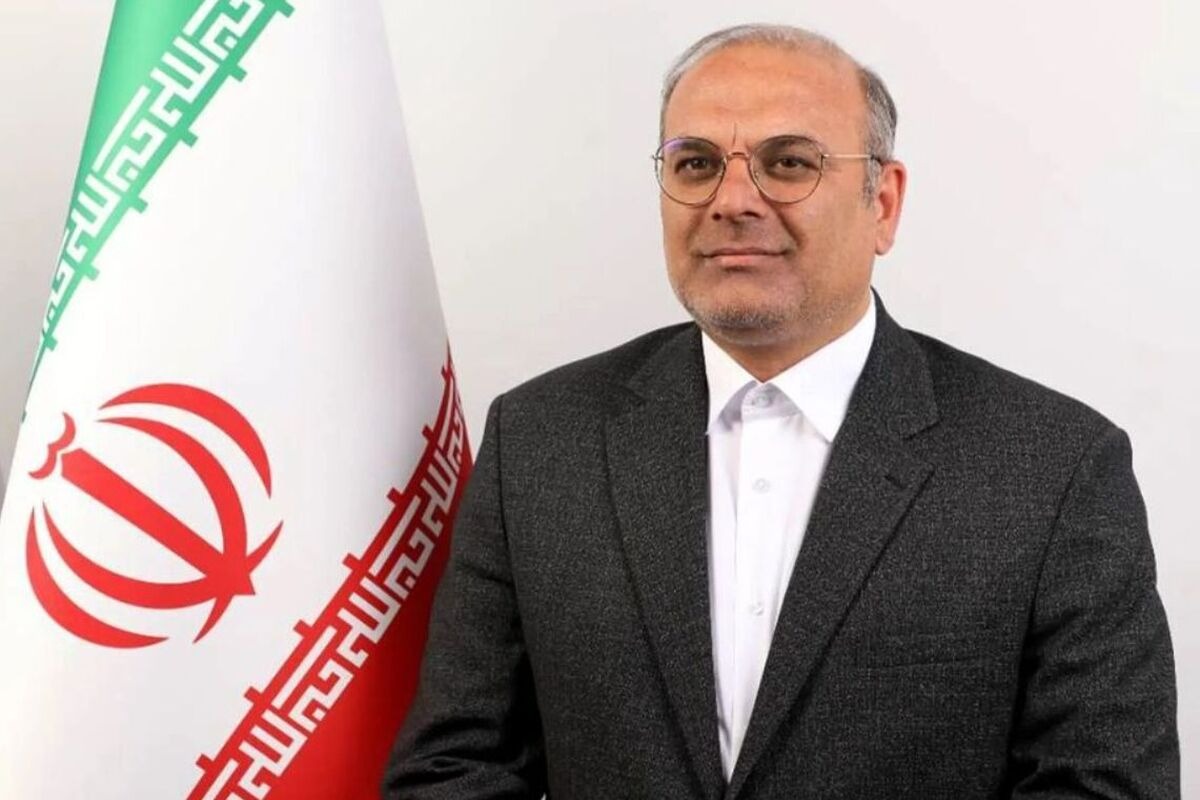 سخنگوی فراکسیون ورزش: باید حق پخش را به فوتبال برگردانیم